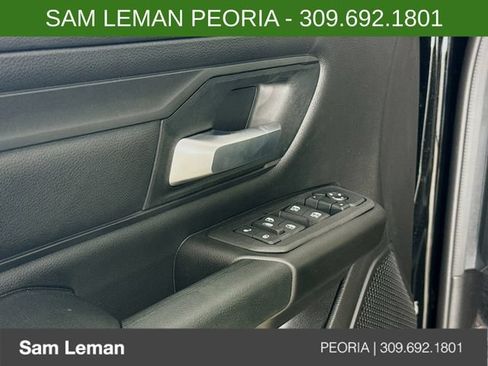 New 2026 RAM 1500 Express AWD/4WD image 17