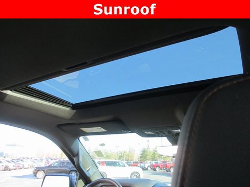 Used 2020 GMC Sierra 1500 AT4 w/ Off-Road Performance Package image 15