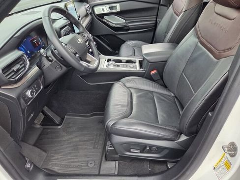 Used 2021 Ford Explorer Platinum w/ Equipment Group 601A AWD/4WD image 10