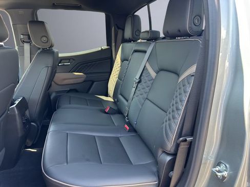 New 2026 GMC Canyon Denali AWD/4WD image 21