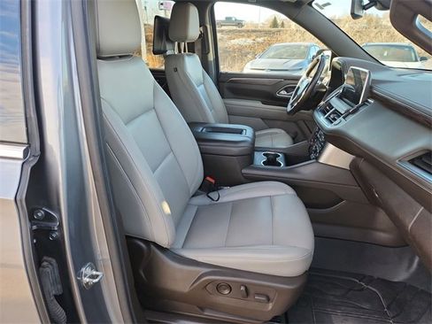 Certified 2021 Chevrolet Suburban LT w/ Rear Media and Nav Package image 28