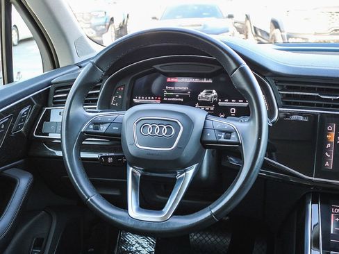 Used 2023 Audi Q7 3.0T Premium Plus image 17