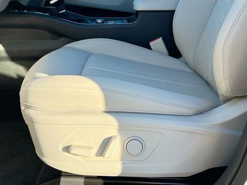 New 2026 Kia Sorento S w/ S Panoramic Sunroof Package image 18