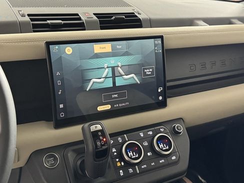 Used 2024 Land Rover Defender 110 X image 23