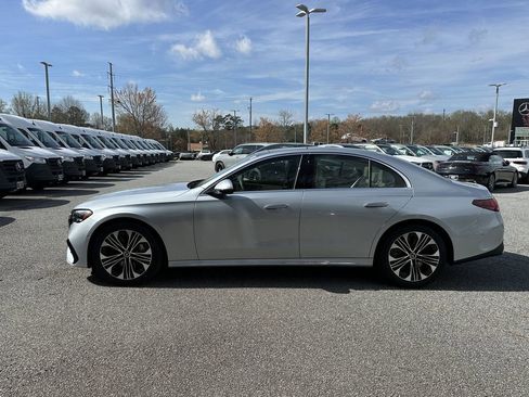 New 2026 Mercedes-Benz E 450 4MATIC Sedan image 5