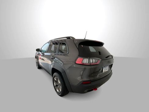 Used 2019 Jeep Cherokee Trailhawk w/ Cold Weather Group AWD/4WD image 6