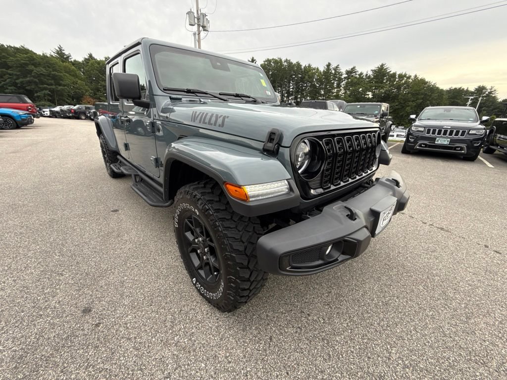 Certified 2025 Jeep Gladiator Sport AWD/4WD image 7