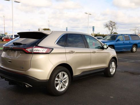 Used 2017 Ford Edge SEL w/ Equipment Group 201A image 5