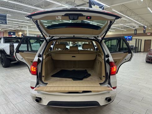 Used 2013 BMW X5 xDrive35i image 12