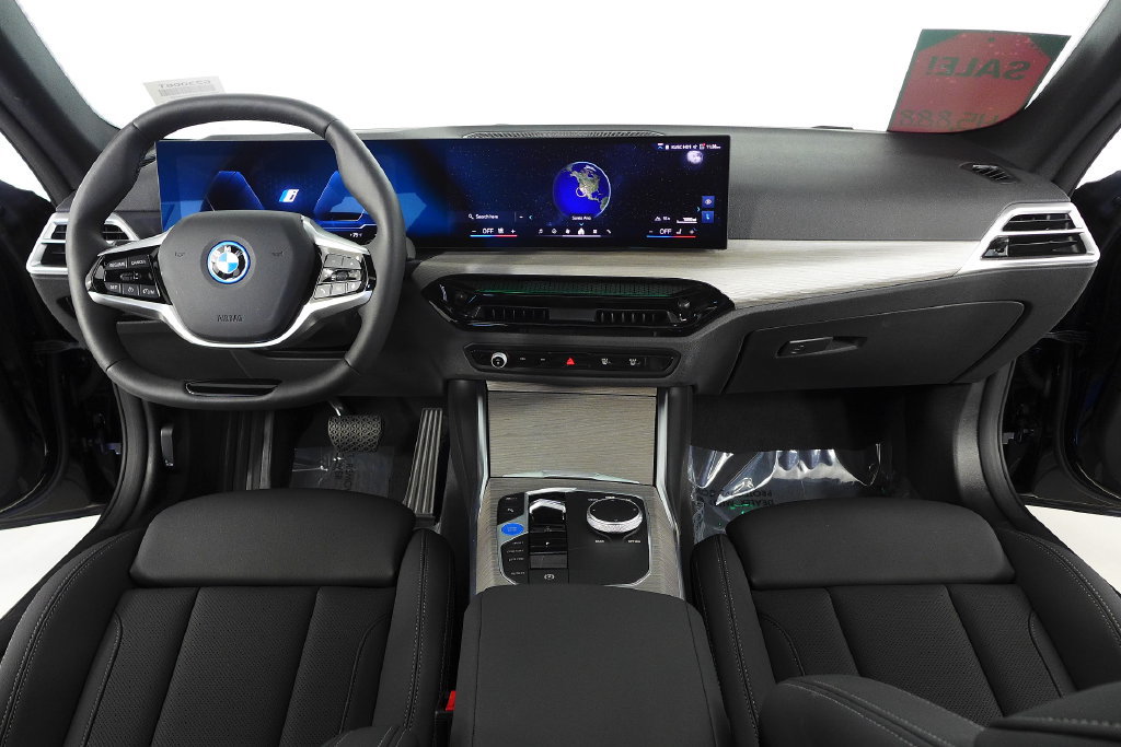 Certified 2025 BMW i4 eDrive40 RWD image 25