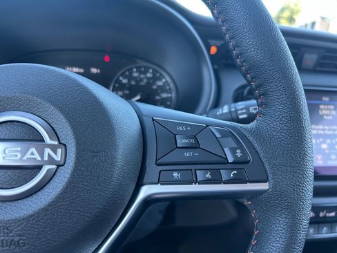 Used 2024 Nissan Kicks SR w/ SR Premium Package image 19