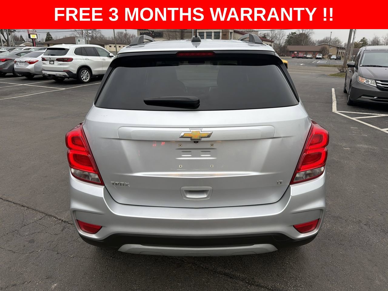 Used 2020 Chevrolet Trax LT w/ LT Convenience Package FWD image 28