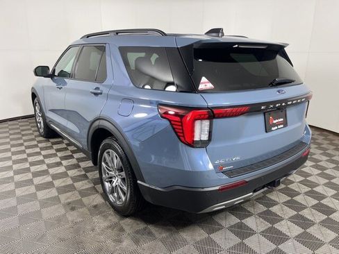 Certified 2025 Ford Explorer Active w/ Active Comfort Package image 5