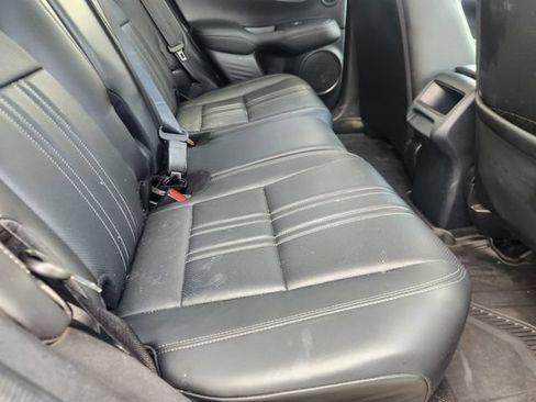 Used 2024 Honda HR-V EX-L image 31