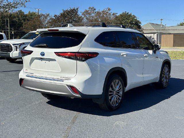 Used 2021 Toyota Highlander Platinum FWD image 7