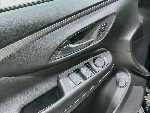 New 2026 Buick Envista Sport Touring FWD image 17