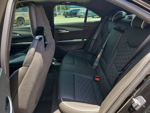 Certified 2024 Cadillac CT4 V Blackwing w/ Carbon Fiber 1 Package RWD image 16