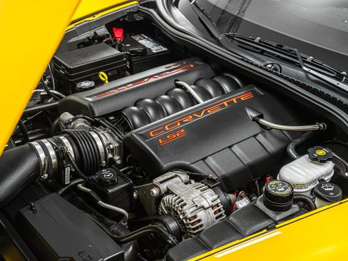 Used 2005 Chevrolet Corvette Coupe w/ Preferred Equipment Group RWD image 38