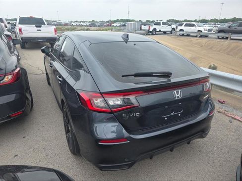 Used 2025 Honda Civic Sport image 11