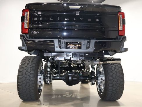 Used 2024 Ford F350 Limited w/ FX4 Off-Road Package image 96