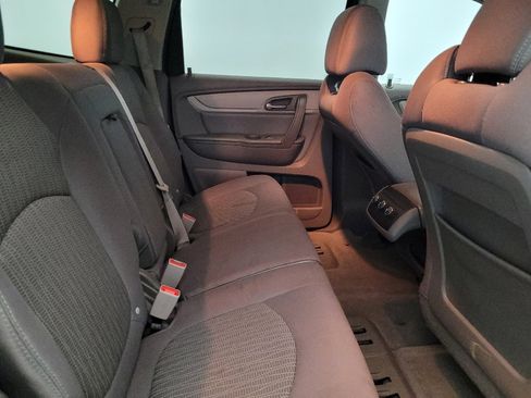 Used 2014 Chevrolet Traverse LS FWD image 19