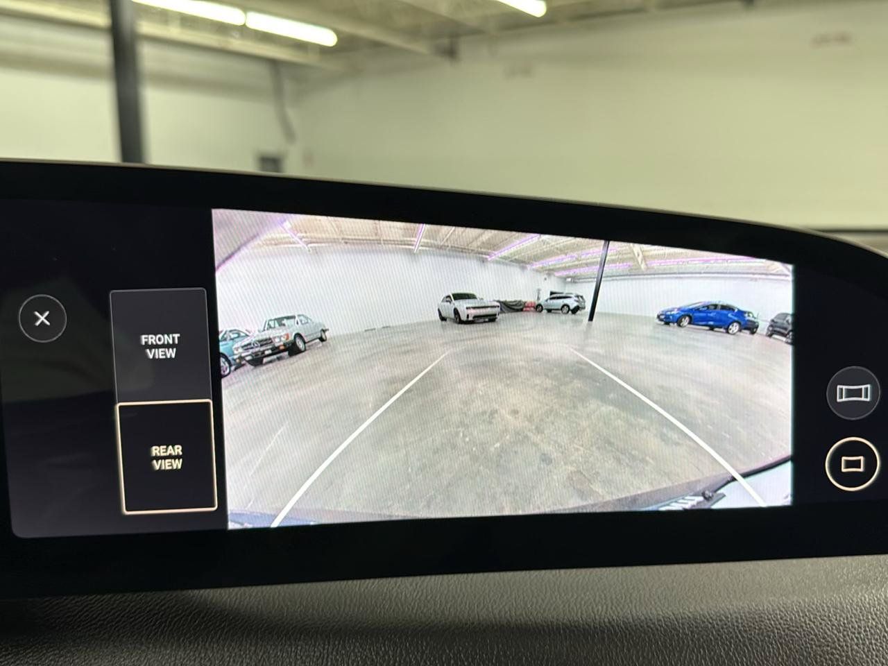Used 2025 Lucid Air Touring AWD/4WD image 24