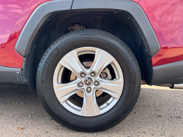 Used 2019 Toyota RAV4 XLE w/ Convenience Package AWD/4WD image 13