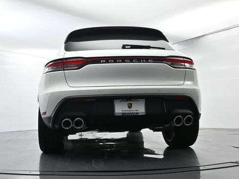 Certified 2025 Porsche Macan AWD/4WD image 48
