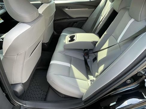 New 2026 Toyota Camry SE w/ Convenience Package image 9