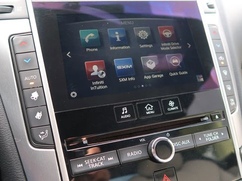 Used 2017 INFINITI Q60 3.0t w/ Cargo Package image 30