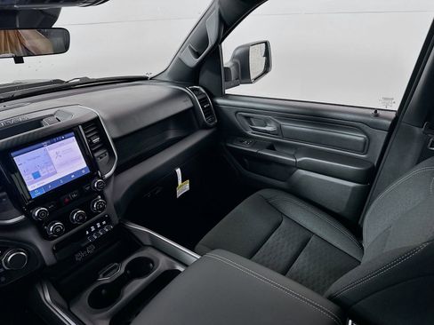 New 2026 RAM 1500 Express AWD/4WD image 22