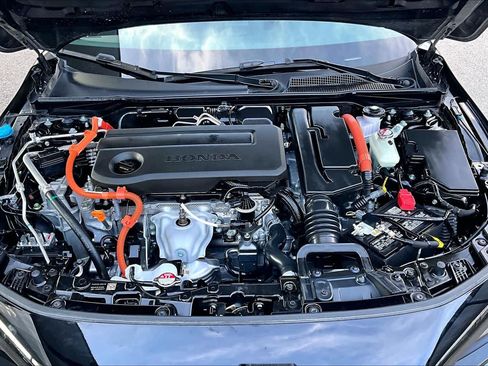 Used 2025 Honda Civic Sport image 32