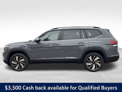 New 2026 Volkswagen Atlas SE FWD image 2