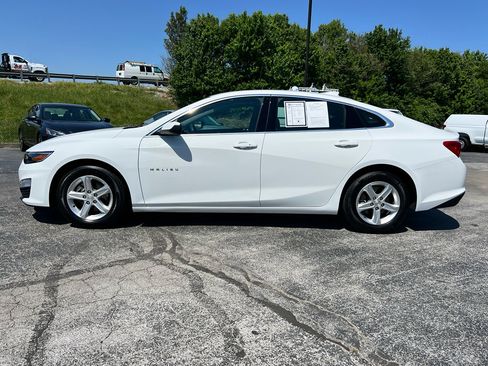 Used 2024 Chevrolet Malibu LT image 4