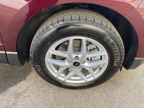 Used 2024 Ford Edge SEL w/ Convenience Package image 40