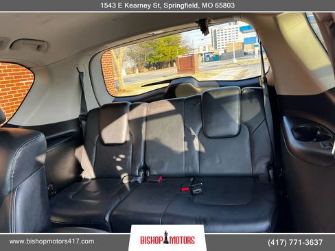 Used 2016 INFINITI QX80 Luxe w/ 22" Wheel Package image 7