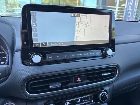 Certified 2023 Hyundai Kona SEL w/ Convenience Package image 2