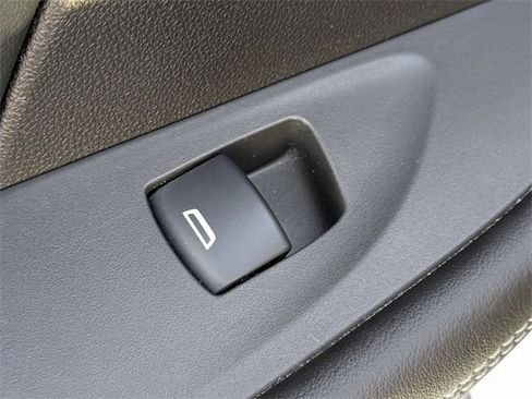 Used 2022 Buick Envision Preferred image 28