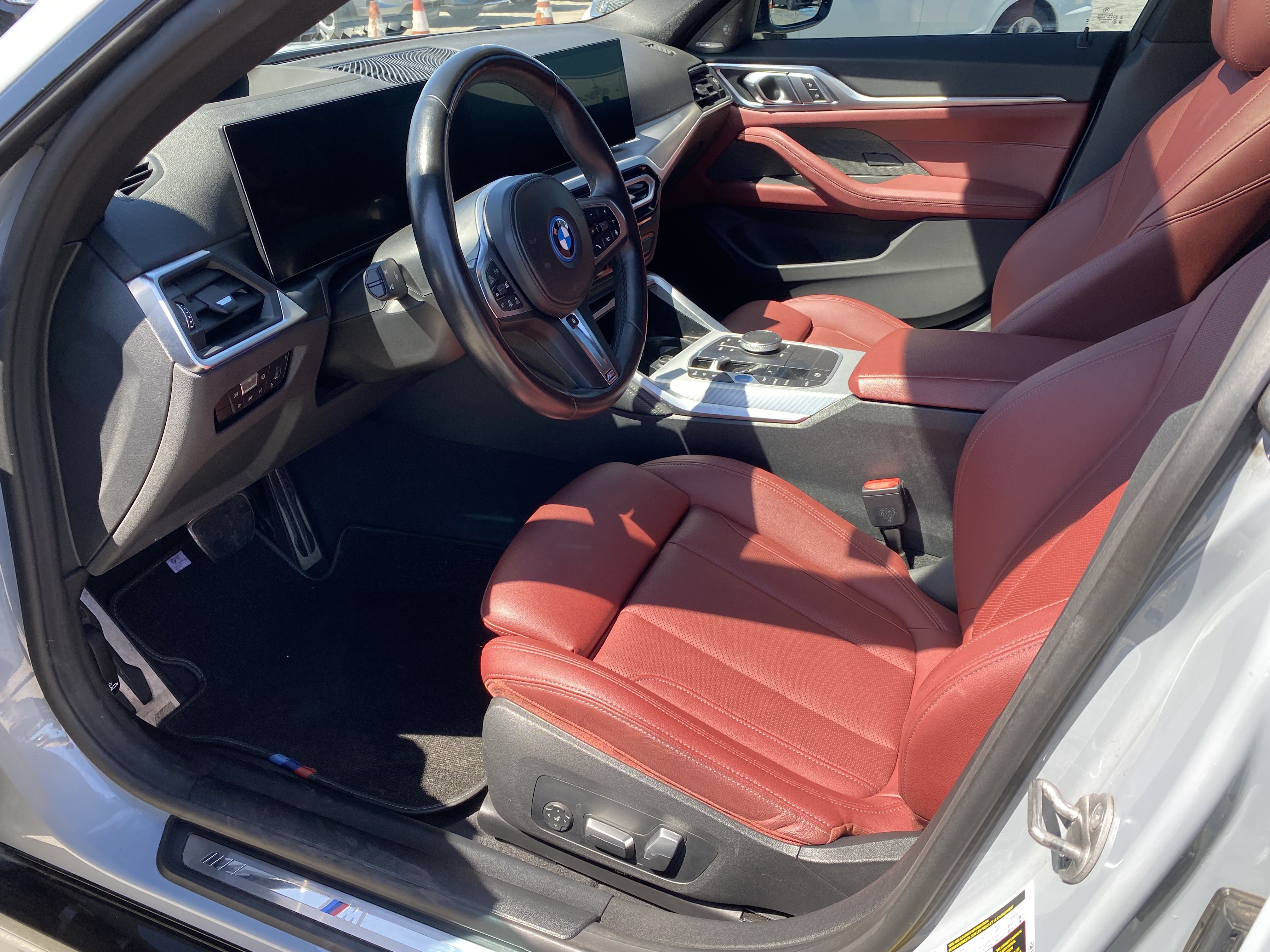 Used 2023 BMW i4 eDrive40 w/ M Sport Package RWD image 16