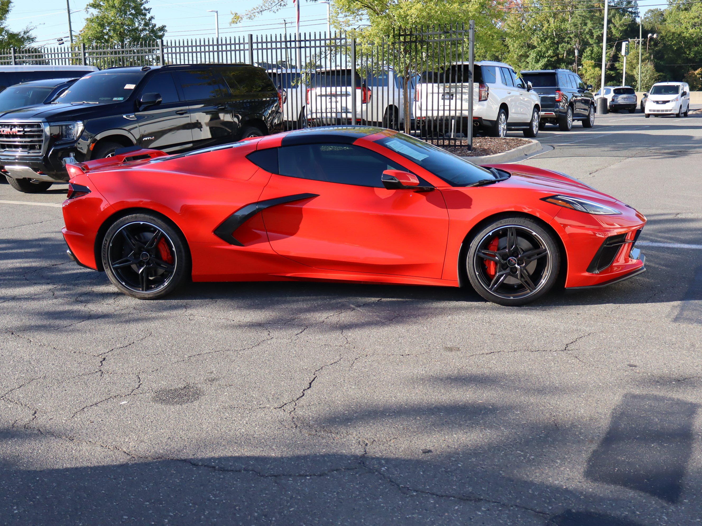 Used 2020 Chevrolet Corvette Stingray Preferred Cpe w/ 2LT Preferred Equipment Group RWD image 11