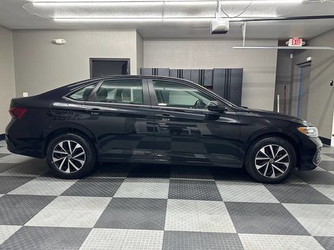 Used 2024 Volkswagen Jetta S image 8