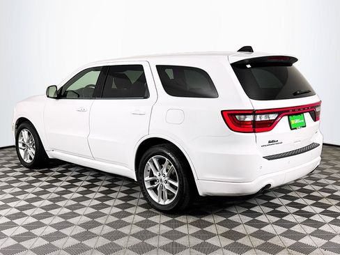 Used 2023 Dodge Durango GT RWD image 6