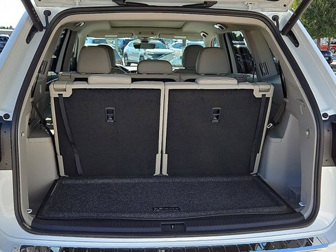 New 2026 Volkswagen Atlas SE image 6