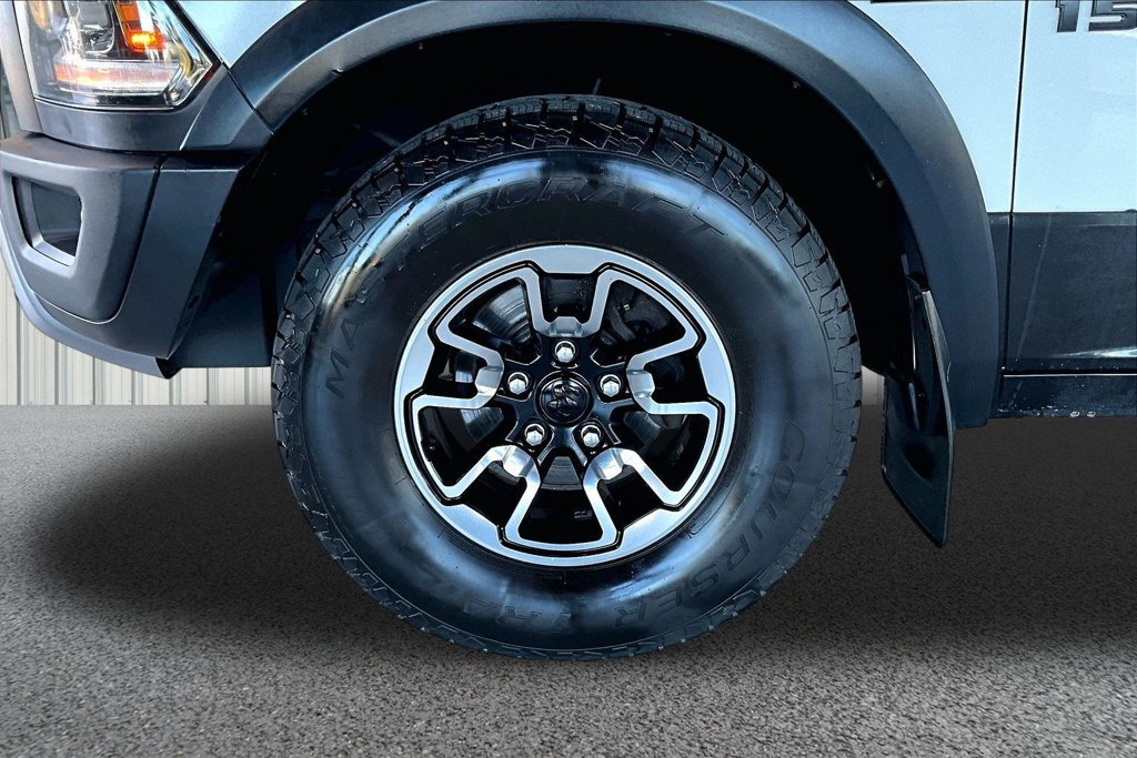 Used 2015 RAM 1500 Rebel AWD/4WD image 33