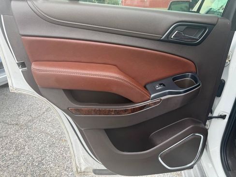 Used 2015 Chevrolet Tahoe LTZ AWD/4WD image 8