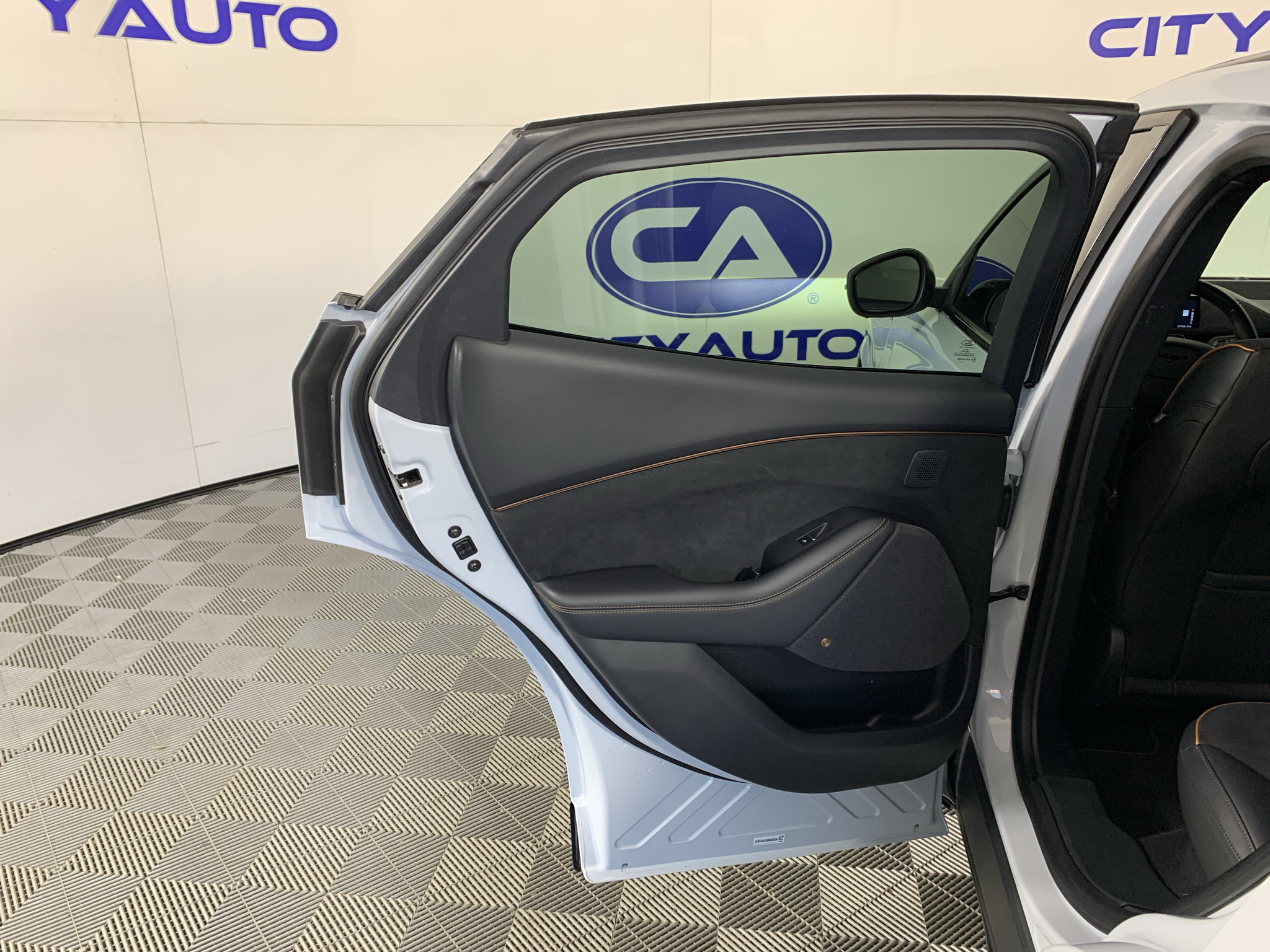Used 2021 Ford Mustang Mach-E GT AWD/4WD image 28