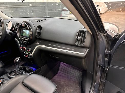 Used 2019 MINI Cooper Countryman S FWD image 18
