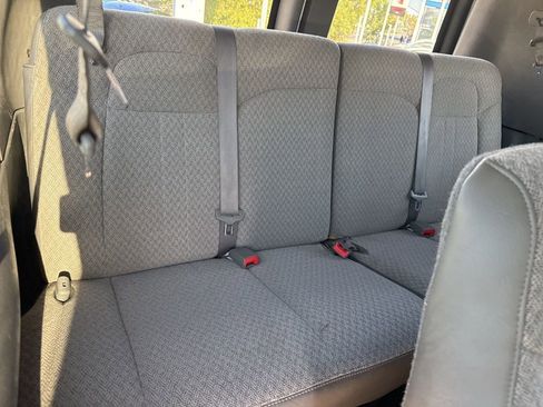 Used 2017 Chevrolet Express 3500 LT w/ LT Preferred Equipment Group image 16