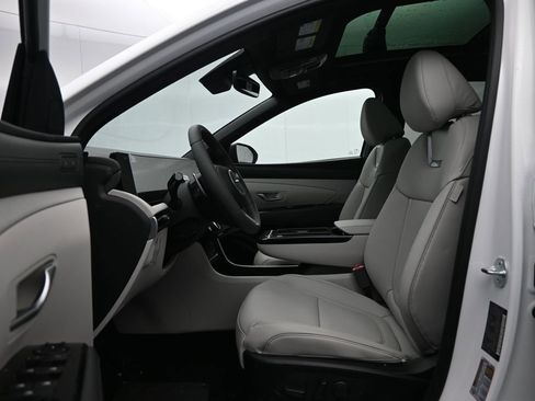 New 2026 Hyundai Tucson Limited image 25