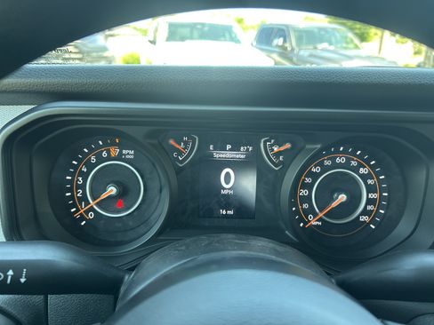 New 2026 Jeep Gladiator Sport AWD/4WD image 17